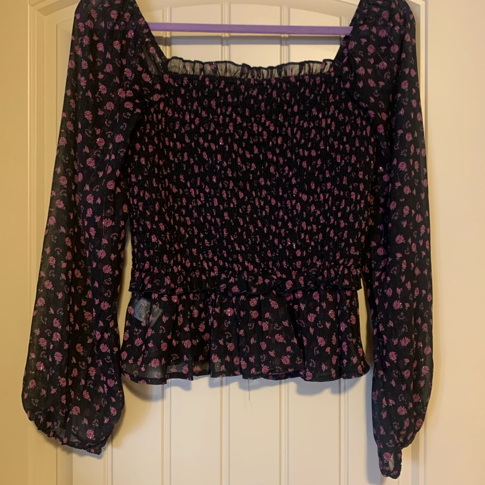 Francesca’s Mi Ami Brand Crop Top